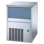 Fabbricatore di ghiaccio a cubetti pieni ad aria Kg 38 ad acqua Kg 38 Allforfood TM 70