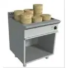 VAPORIERA DIM SUM ELETTRICA - MOD. N7R800DC - Struttura in acciaio inox - Vano a giorno - Piano di lavoro arrotondato in acciaio inox - Vasca GN 2/1 cm 20h - Teglia forata in acciaio inox per appoggio cestini in bambù - Potenza elettrica kW 14,0 - Aliment