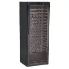 ESPOSITORE REFRIGERATO PER VINO - Mod. G-BJ408 - Capacità bottiglie N. 96 da lt 0,75 - Temperatura differenziata a seconda dei ripiani - Temperatura +5/+18 °C - Potenza W 112 - Alimentazione monofase 230V/1/50Hz - Dimensioni cm L 60 x P 60,3 x 186 h - Nor