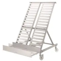 Espositore Inclinato con porta casse frontale estraibile - Per Frutta e Verdura - Mod. QUEEN XPE12 - Capacità: n. 10+2 cassette - Telaio in lega di alluminio anodizzato anticorodal - Inclinazione regolabile - Con ruote (n.2 con bloccaggio a pedale)