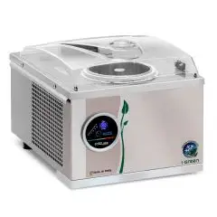 MANTECATORE DA BANCO PER GELATO E SORBETTI - MOD. GEL 3K TOUCH GR - CONDENSATORE AD ARIA - FUNZIONE DI CONSERVAZIONE - CAPACITA' lt 1,7 - PRODUZIONE ORARIA MASSIMA lt 4,8/Kg 3,4 - ALIMENTAZIONE V 220-240/50-60Hz MONOFASE - POTENZA W 280 - DIMENSIONI cm L 