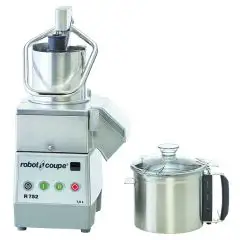 ABBINATO CUTTER E TAGLIAVERDURE PROFESSIONALE - Mod. R 752 - Capacità vasca in acciaio inox lt 7,5 - Capacità coperti da 50 a 400 - 2 Velocità - Potenza W 1800 - Dimensioni cm L 38 x P 35 x 70 h