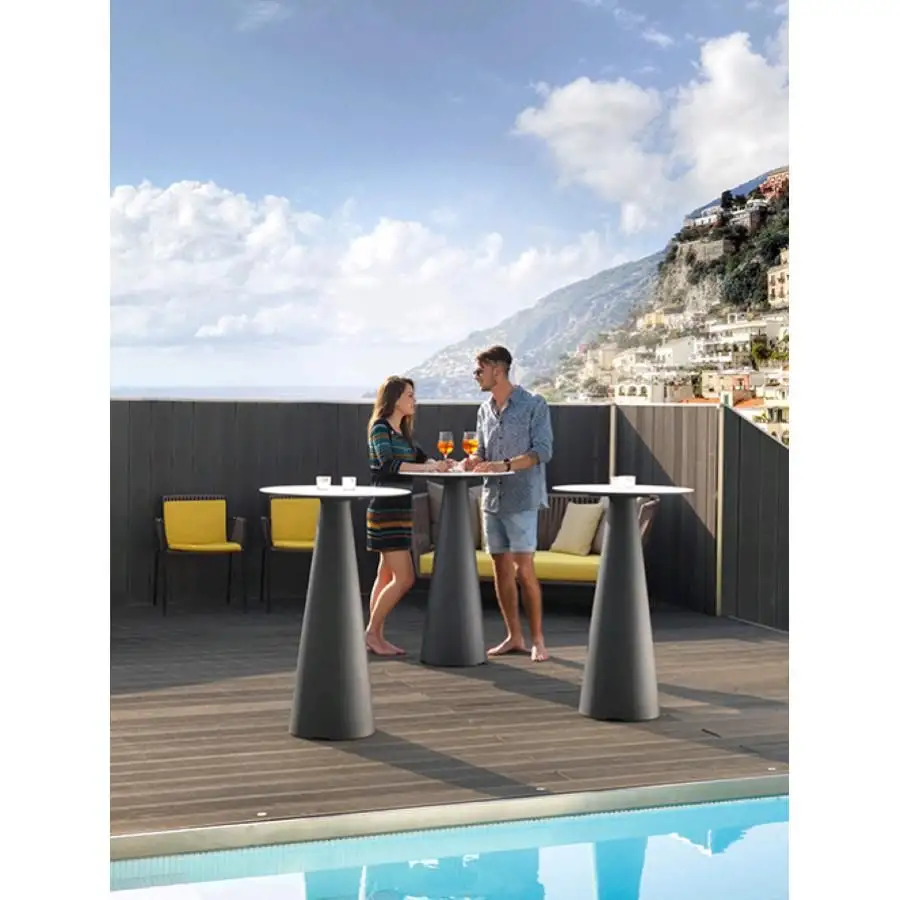 Basamenti per tavoli da esterno