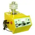 MACCHINA PER ZUCCHERO FILATO - MOD. OURAGAN 2 - N. 2 SERBATOI - Padella in alluminio - Cupola in plexiglass - Capacità serbatoio gr. 950 x 2 - Potenza 1600/2200 W - Alimentazione 230 V monofase - Dimensione padella cm ø 70 - Dimensione senza padella cm L 