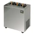 Refrigeratore di bottiglie su mobiletto con ruote FAST CHILLER  - Mod. FS3X - Capacità 3 bottiglie - Ideale per raffredare vini e altre bevande in pochi minuti - Raffreddato a gas - Consumo W 320 - Alimentazione monofase - Dim. cm L 63 x P 37 x 72 h - 60 