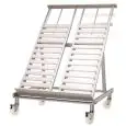 Espositore Inclinato con PROLUNGA estensibile superiore - Per Frutta e Verdura - Mod. KING XP10A - Capacità: n. 8+2 cassette - Telaio in lega di alluminio anodizzato anticorodal - Inclinazione regolabile - Con ruote (n.2 con bloccaggio a pedale)