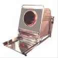 PRALINATRICE DA TAVOLO - MOD. TAVOLO MOD. 97 - SCOCCA DI COPERTURA INOX - CAPACITA' DI CARICO kg 4 - SCARICAMENTO PRODOTTO CON SISTEMA AUTOASSISTITO - ALIMENTAZIONE V 220/50Hz MONOFASE - POTENZA W 180 - RISCALDAMENTO MEDIANTE BRUCIATORE A GAS - DIM. Cm L 
