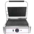 PIASTRA ELETTRICA IN GHISA - Mod. RM 1 - Piastra singola rigata - Piano cottura cm 22,5x23 - Potenza kW 1,8 - Alimentazione monofase - Dimensioni cm L 43 x P 31 x 22h - Norma CE