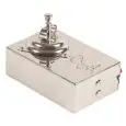 PRODUTTORE PASTIGLIA GHIACCIO SECCO - MOD. SECHER - STRUTTURA IN ACCIAIO INOX - ALIMENTAZIONE MONOFASE 230V - DIMENSIONI cm L 26 x P 17,5 x 9 H