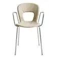 SEDIA BLOG IMBOTTITA CON BRACCIOLI - MOD. BLOG TB - STRUTTURA IN METALLO CROMATO CON BRACCIOLI - SCOCCA IN TECNOPOLIMERO RIVESTITA IN TESSUTO KING O PELLE - PER USO INTERNO - DIM. cm L 51 x P 50 x H 81 - NORMA CE