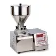 DOSATRICE E RIEMPITRICE ELETTRICA - Mod DOSIPLUS PRO - Scocca in acciaio inox - Capacità tramoggia lt. 8 - Potenza W 250 - Alimentazione monofase 220-240V/50-60Hz - Dimensioni con tramoggia cm L 42 X P 32 X H 69 - Norma CE