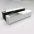 BANCO BAR E RETROBANCO - MOD. START UP L4000/DX H951 BC - CON VASCA REFRIGERATA PER L'ESPOSIZIONE DI FOOD & BEVERAGE A DESTRA - BANCALINA IN VETRO TRASPARENTE DI PROTEZIONE PER VASCA REFRIGERATA - N. 4 CELLE CON REFRIGERAZIONE VENTILATA - ALIMENTAZIONE V 