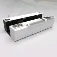 BANCO BAR E RETROBANCO CON ESPOSITORE GELATO PANORAMA - MOD. START UP L1000PANORAMA+L3000/SX H1150 - CON VASCA REFRIGERATA PER L'ESPOSIZIONE DI FOOD & BEVERAGE A SINISTRA - N. 1 BANCALINA IN VETRO TRASPARENTE DI PROTEZIONE PER VASCA REFRIGERATA - N. 1 BAN