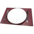 C/4 Tovaglietta Rettangolare Gourmet Vino/Nero in Tessuto Tecnico Antimacchia Effetto Pelle - MEDRI Linea COLOUR - Codice MGGVN - Dimensioni cm 45x32 - Imballo confezione da n. 1 Unità