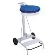 Portasacco in metallo verniciato bianco su ruote con coperchio colorato blu e pedale, capacità lt 110 Medial Contimobile Mod 601045