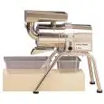 PASSATRICE E DENOCCIOLATRICE - MOD. C 200 - ALIMENTAZIONE TRIFASE 400V/3/50 - POTENZA W 1800 - DIMENSIONI cm L 86 x P 49 x 87 h