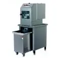 PORZIONATRICE E ARROTONDATRICE - MOD.EQ800 - Per porzionare fino a 800/900 gr di pasta alla volta in palline nella grammatura desiderata da gr 50 a 800/900 - Alimentazione trifase 400V/3/50Hz - Potenza kW 1,30 - Norma CE