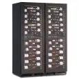 VETRINA REFRIGERATA PER VINO - Mod. EY355I4VD NL - VENTILATA - 4 ZONE DI TEMPERATURA 2 x +2°/+12°C / 2 x +12°/+ +20°C - N. 2 PORTE IN VETRO - STRUTTURA IN LAMIERA VERNICIATA NERA - CAPACITA' LORDA Lt. 868 - POTENZA W 260 - ALIMENTAZIONE 220/50Hz MONOFASE 