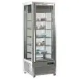 VETRINA ESPOSITIVA AD ISOLA REFRIGERATA PER PASTICCERIA - MOD. DIVA 451 GS - Temp. °C +4/+10 - ALIMENTAZIONE MONOFASE - POTENZA W 420 - CAPACITA': 450 LT - REFRIGERAZIONE STATICA - DIM cm L 70 x P 68 x h 187,5 - PESO KG 171
