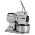 GRATTUGIA - MOD. GRAGSD1 - BOCCA A DESTRA - ALIMENTAZIONE V 230/50Hz MONOFASE - POTENZA Kw 0,75 (1,0 Hp) - PRODUZIONE ORARIA Kg 70 - DIM. cm L 22 X P 38 X h 38 - NORMA CE