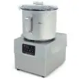 CUTTER - Mod. K-82 - Capacità vasca in inox lt 8 - Capacità coperti da 20 a 100 - 2 velocità - Alimentazione trifase 400V/3/50-60Hz - Potenza W 900/1500 - Dimensioni cm L 28,6 x P38,7 x 47,3 h