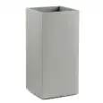 VASO - MOD. LOTO CACHE-POT QUADRATO H00Q85 - STRUTTURA IN POLIETILENE - IL DOPPIO FONDO E' A UNA PROFONDITA' DI cm 29 - CAPACITA' Lt 34 - PORTATA MAX. Kg. 17 - DIM. cm L 40 x P 40 x h 85 - NORMA CE