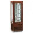 VETRINA ESPOSITIVA AD ISOLA REFRIGERATA PER PASTICCERIA - MOD. SALOON 350 G - TELAIO IN LEGNO MASSELLO - Temp. °C +4/+10 - ALIMENTAZIONE MONOFASE - POTENZA W 600 - CAPACITA': 350 LT - REFRIGERAZIONE VENTILATA - DIM cm L 60,7 x P 66 x h 182,5 - PESO KG 137