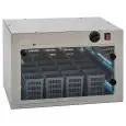 STERILIZZATORE ELETTRICO PER POSATE DA BANCO - A RAGGI ULTRAVIOLETTI - MOD. TUQ231 - POTENZA DI IRRADIAZIONE: N° 5 LAMPADE TUV/C W 16 - ALIMENTAZIONE 220/240V MONOFASE 50Hz - DIM. cm L 60 x P 40 x h 38 - NORMA CE