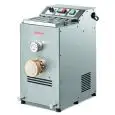 MACCHINA PER PASTA FRESCA - Mod. TR 75 E - Struttura in acciaio inox - Produzione oraria Kg/h 12 - Potenza 0,75 kW - 400V/3/50Hz - Norma CE