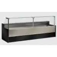 Banco alimentare refrigerato - Mod MESETAS - Statico con cella refrigerata - Temperatura °C +4/+6 - Profondità piano espositivo: 67 cm